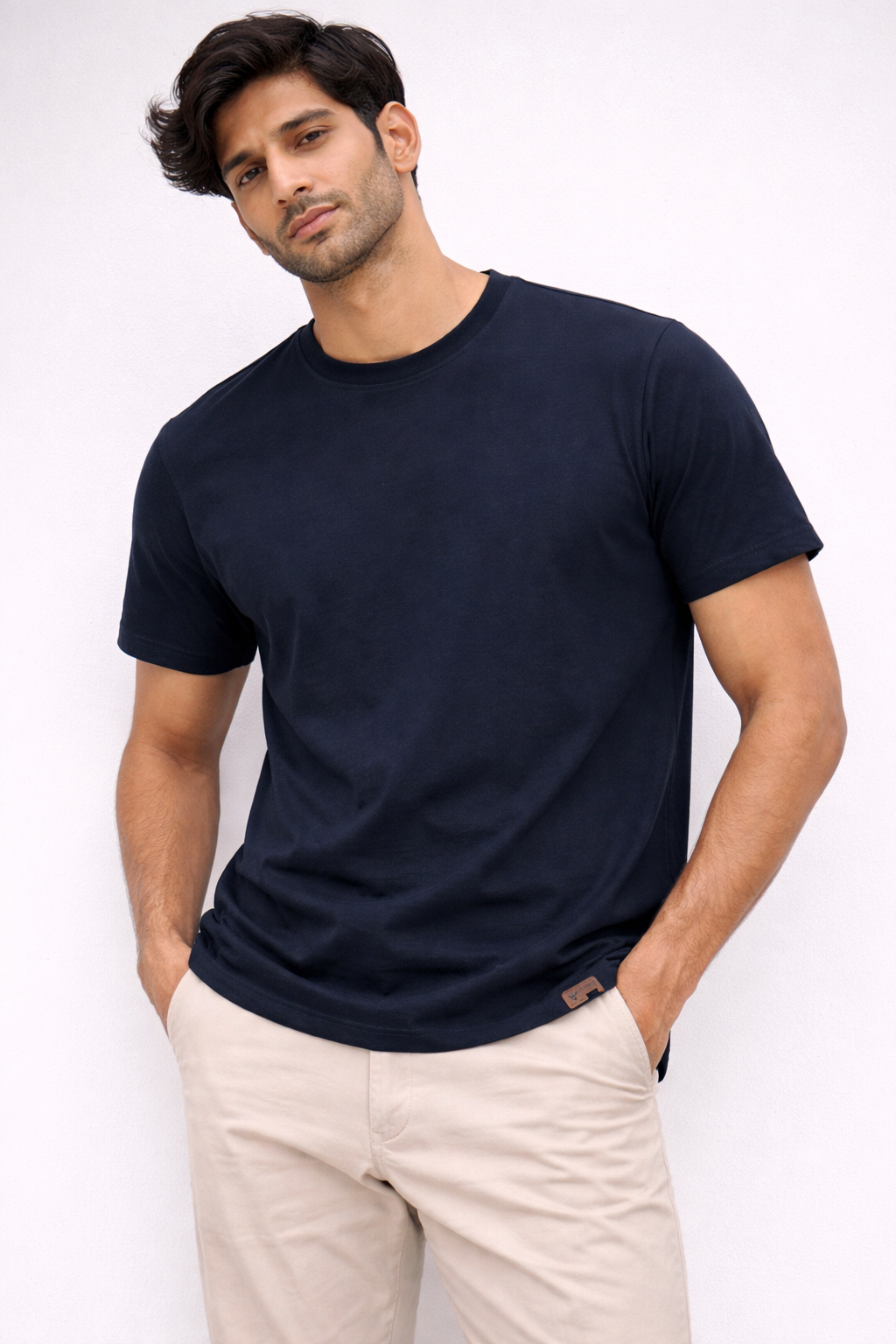 Men’s Navy Blue Solid Crew Neck T-Shirt | Premium Everyday Essential